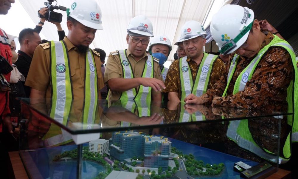 Bersama Menkes RI, Danny Lakukan Ground Breaking RS UPT Vertikal Makassar