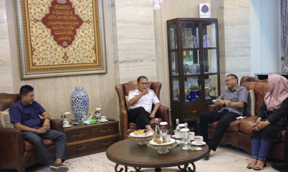 Segera Lantik Pengurus IKA Unhas Bone, Danny Pomanto Instruksikan Perkuat Komoditi Hasil Laut