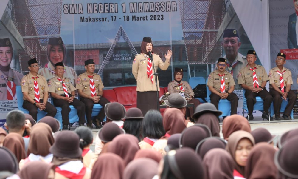 Fatmawati Rusdi Kukuhkan Pembimbing dan Pembina Ambalan Pramuka Oryza Sativa