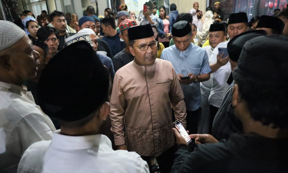 Danny Pomanto Intruksikan Dinas PU Uji Kontruksi Bangunan Pasca Kubah Masjid Ittifaqul Jamaah Roboh