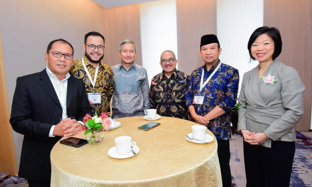 Menlu Singapura-Danny Pomanto Jajaki Green Economy, Pariwisata dan Digitalisasi