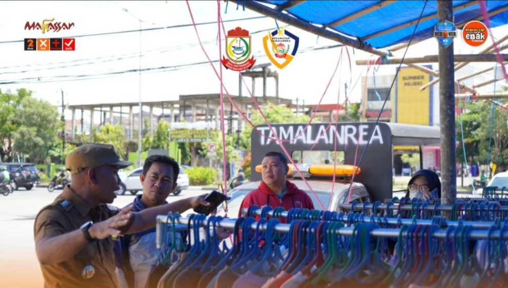 Camat Tamalanrea Tertibkan PK5 Liar