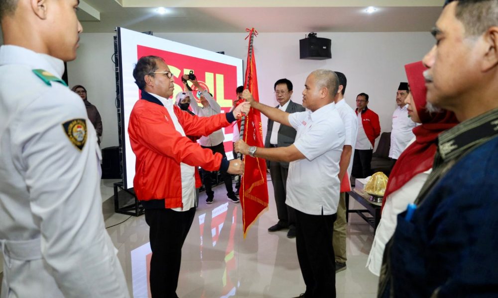 Danny Pomanto Lantik Jajaran Pengurus Daerah IKA Unhas Selayar