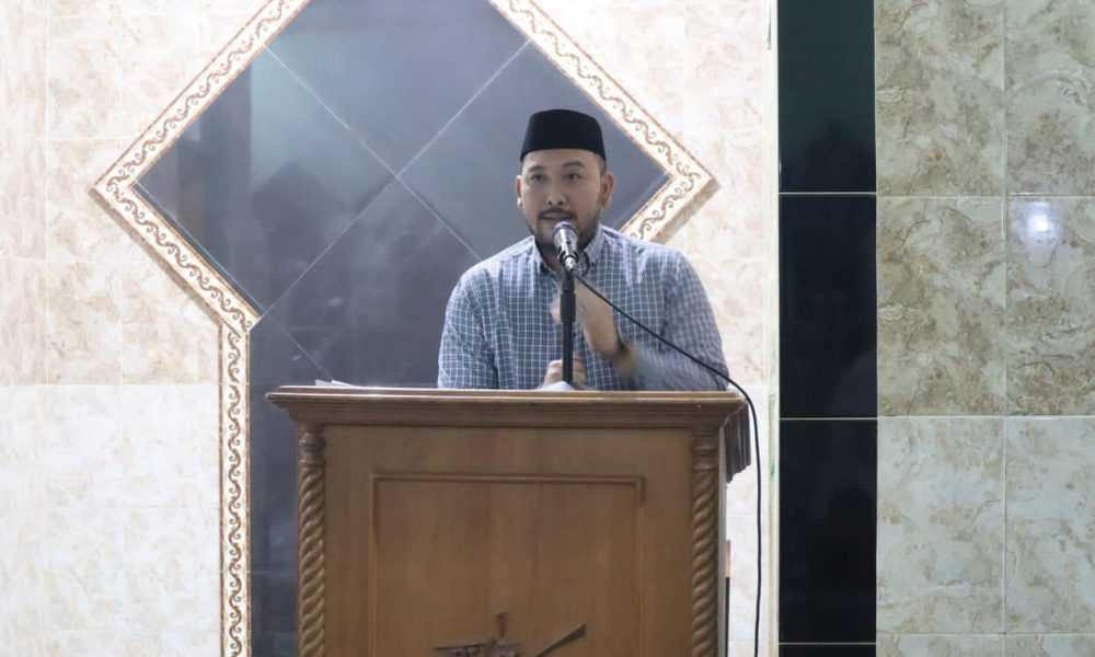 Camat Panakkukang Beserta Tripika Safari Ramadan di Masjid Al Ikhlas Sinrijala
