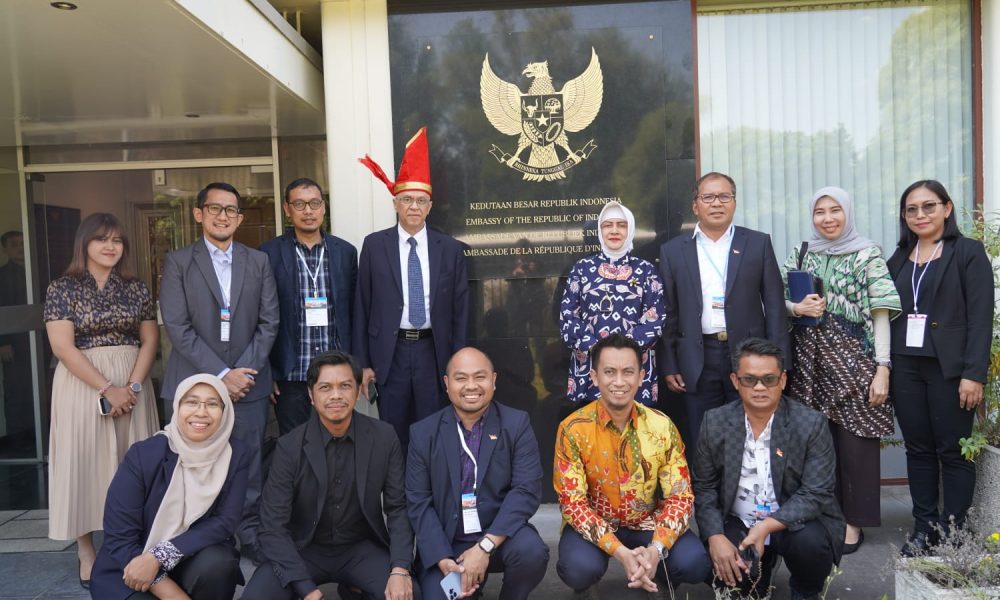 Didampingi Kepala Bappeda, Bapenda, DPMPTSP dan Dispar, Danny Bicara Pembangunan di Belgia
