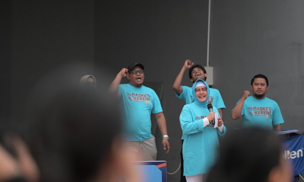 Buka Turnamen Basket SMP-SMA Kota Makassar, Indira Yusuf Ismail Bakar Semangat Peserta