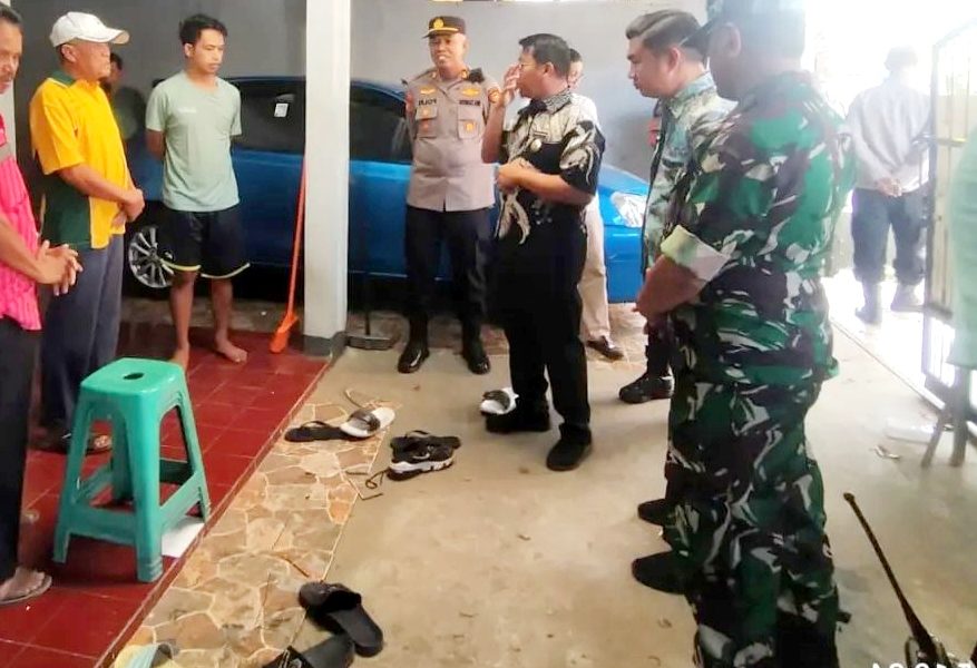 Jaga Ketertiban Masyarakat, Camat Biringkanaya beserta Jajaran Tripika Tegur Rumah di Telkomas