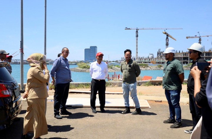 Danny Pomanto Ajak Tamu VVIP Naik Kapal Pinisi, Tinjau Persiapan Event F8