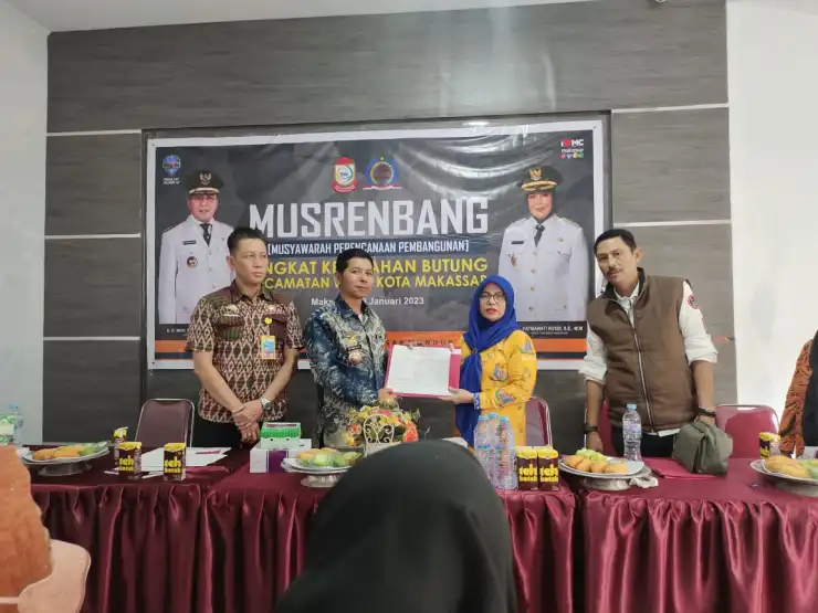 Camat Wajo Gelar Musrenbang di Kantor Lurah Butung