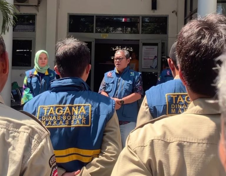 Plt Kadinsos Armin Paera Lepas Kontingen TAGANA Kota Makassar