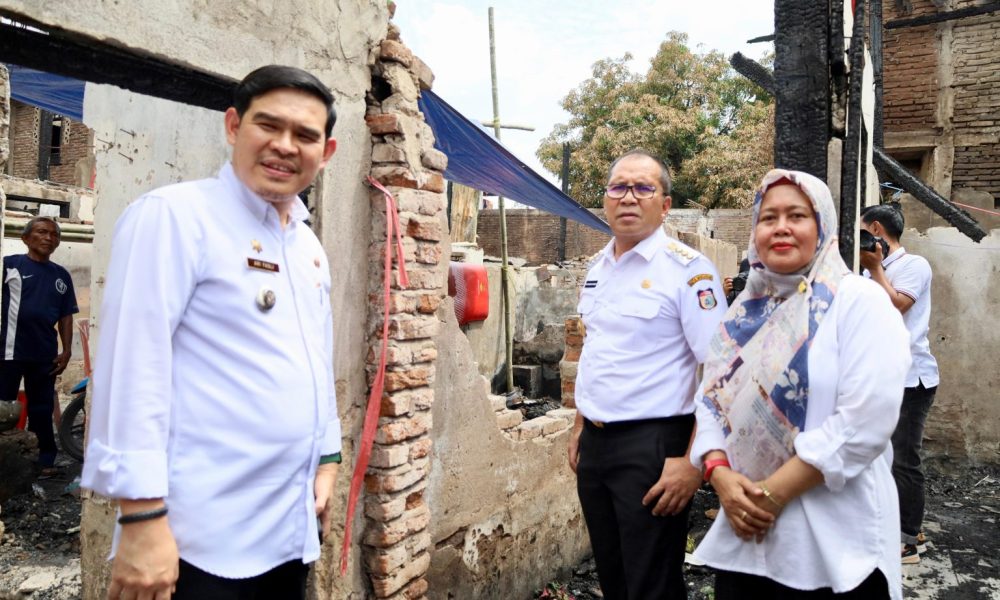 Danny Pomanto Tinjau Lokasi Kebakaran di Jalan Serigala