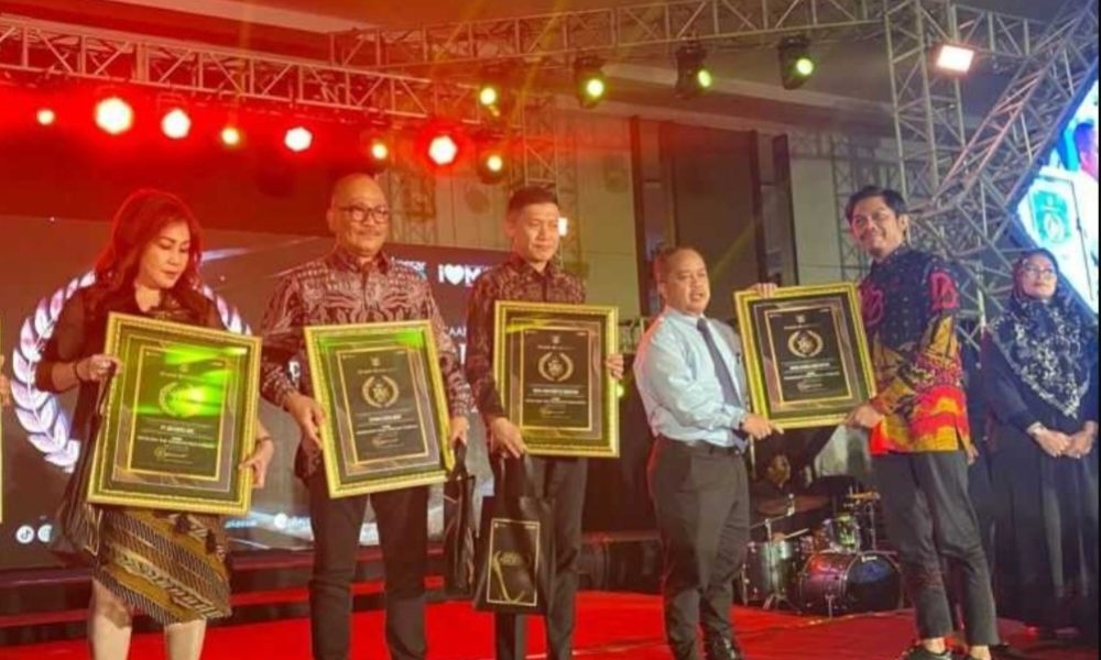 TAX Awards 2023 Bapenda Makassar, Pembayar Pajak Terbesar Diganjar Penghargaan