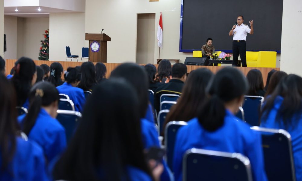 Danny Pomanto Ajak Mahasiswa UKI Paulus Ciptakan Peluang Bisnis di Era Digital dan Industri 5.0