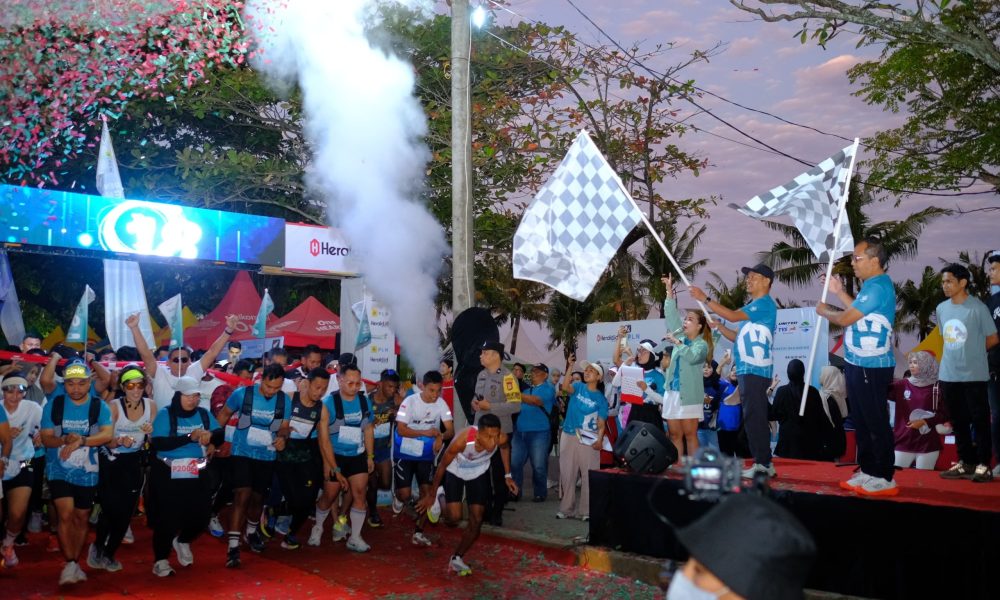 Danny Pomanto dan Pj Gubernur Lepas dan Meriahkan PLN Mobile Herald Run