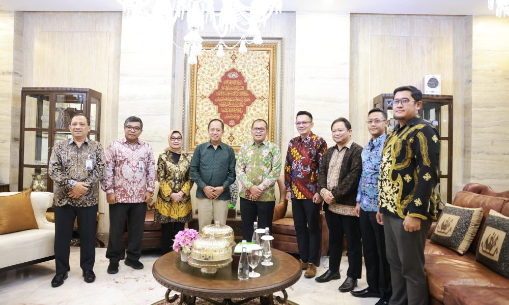Wali Kota Makassar Danny Pomanto Jamu Makan Malam Pejabat Utama BSI