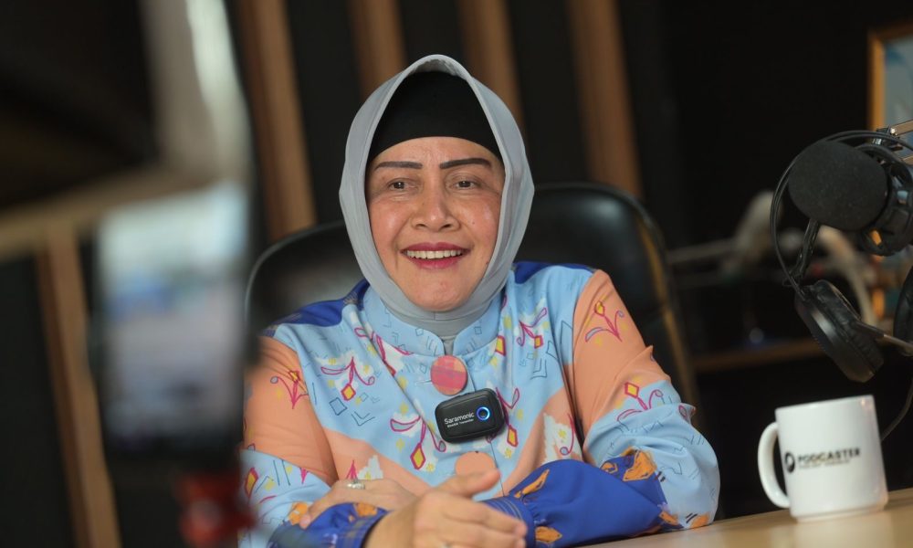 Indira Jusuf Ismail Ajak Perempuan Makassar Jadi Ibu Cerdas Wujudkan Katahanan Keluarga
