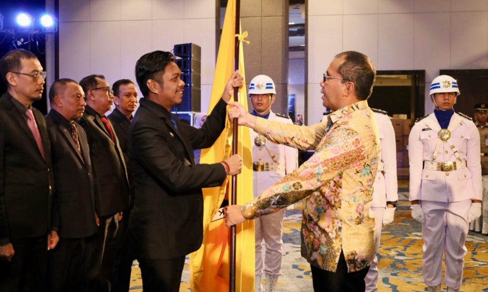 Firman Pagarra Resmi Dikukuhkan Sebagai Ketua IKAPTK Kota Makassar Periode 2024-2029