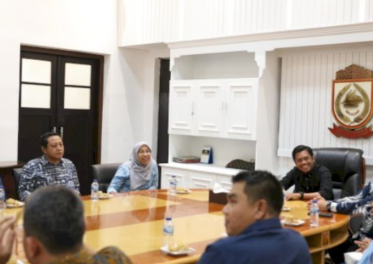 Firman Pagarra Terima Kunjungan Direktorat Jenderal Pengelolaan Kelautan dan Ruang Laut Bahas Gerakan Nasional BCL