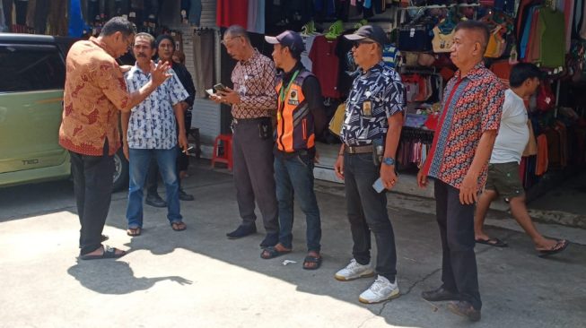 TRC Perumda Parkir Makassar Sidak Jukir di Pasar Sentral