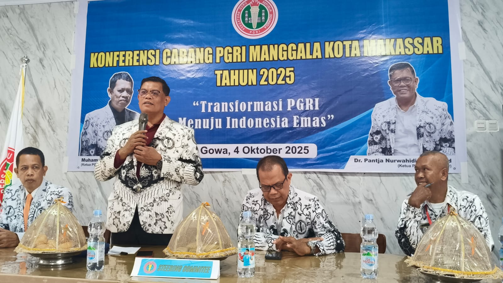 Pantja membuka konferensi PGRI cabang pertama di cabang Manggala